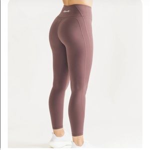 NWOT Alphalete surge leggings